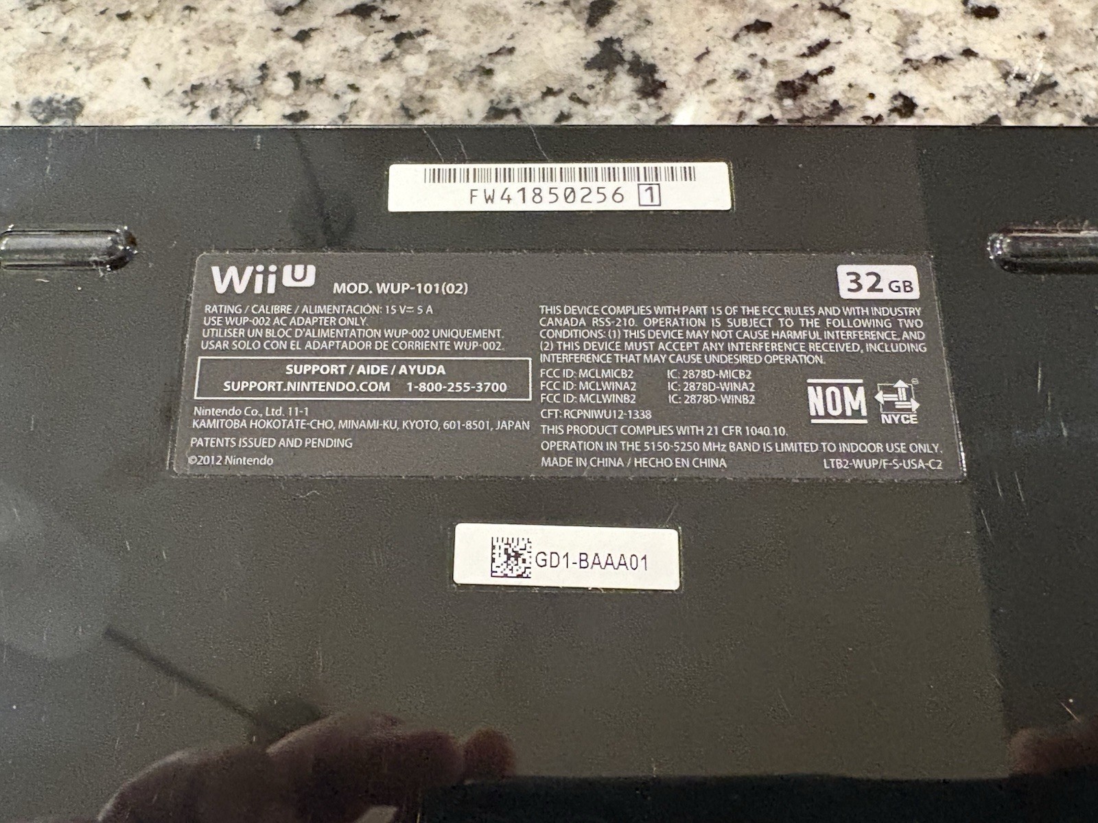 Nintendo Wii U with Mario & Luigi Deluxe Set Box 32GB (TESTED)