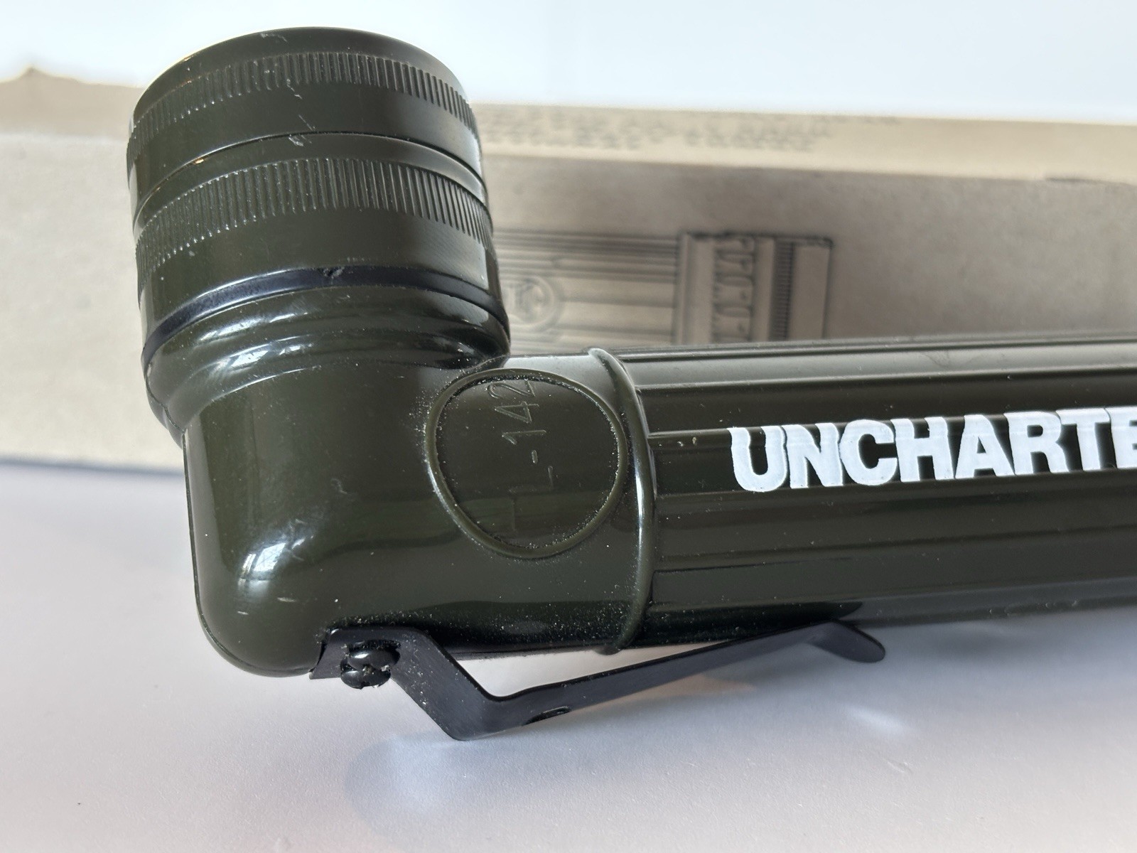 LIMITED UNCHARTED Nathan Drake Collectible Ring(415/1000) + FREE RARE Flashlight