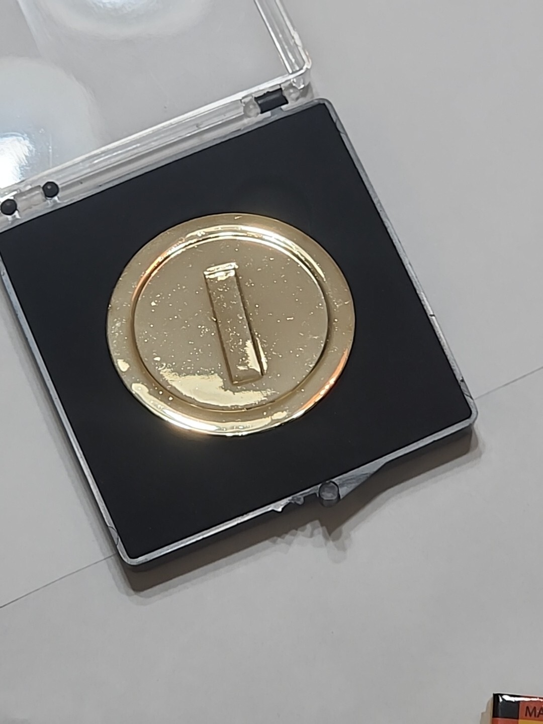 Super Mario Super Coin Toynk Wonderous Mystery Box Of Splendor Gold Metal Token
