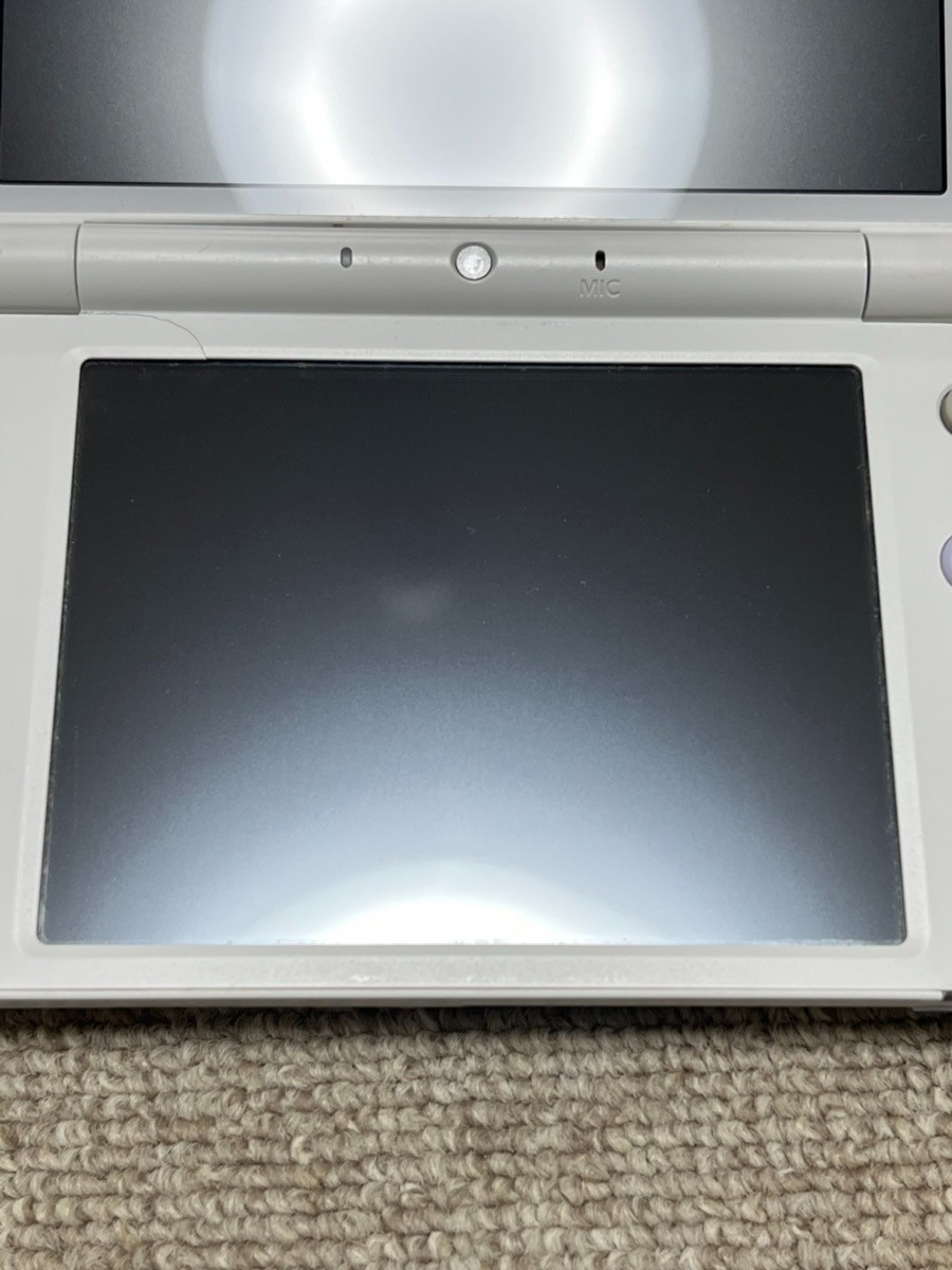 New Nintendo 2DS XL LL White lavenderr Console region Japanese B30