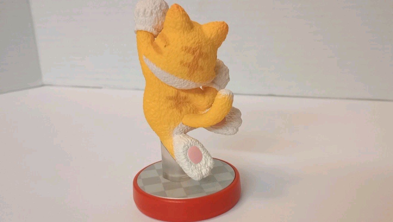Nintendo Amiibo Super Mario World Yellow Cat Mario Nintendo Figure