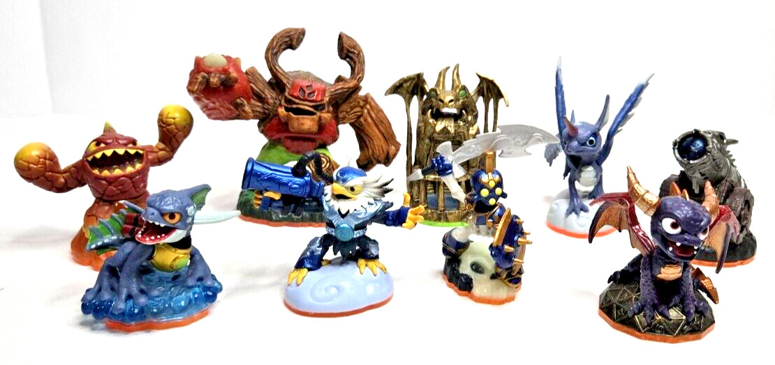 Skylanders Lot of 9 Activision 2012 Action Figure Toys