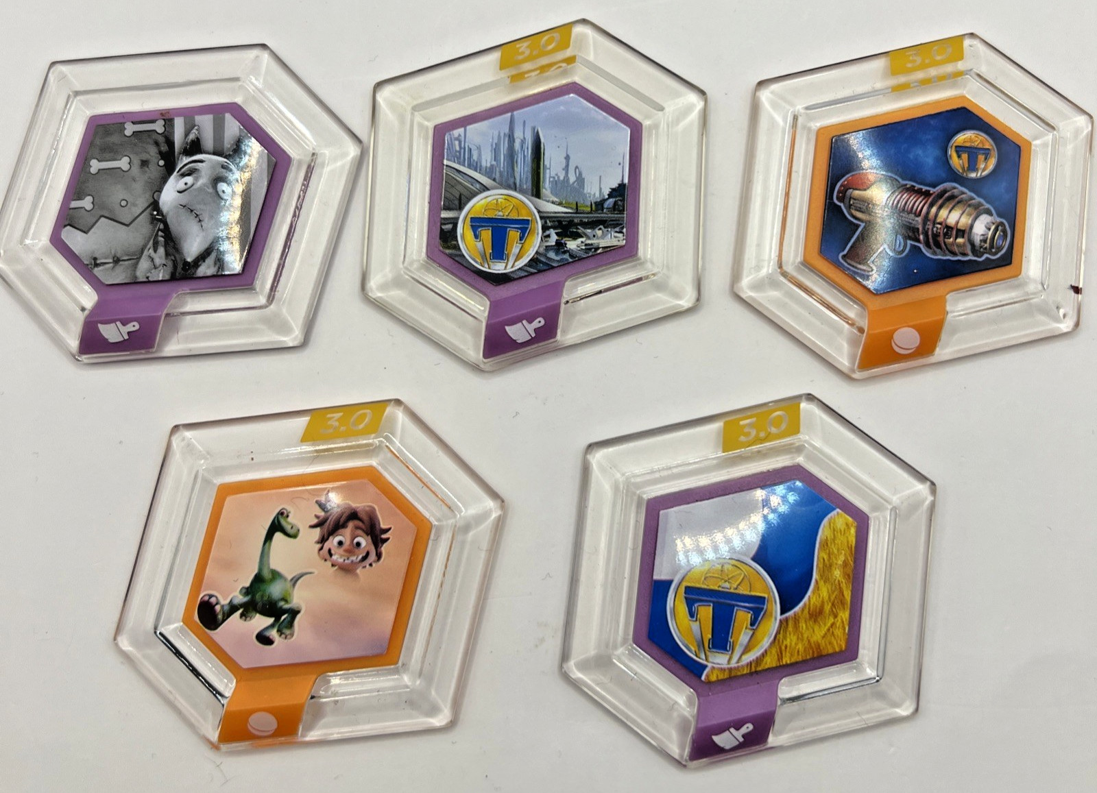 Disney Infinity lot of 50 figs & Pieces Star Wars Aladdin Cars Nemo venom Etc