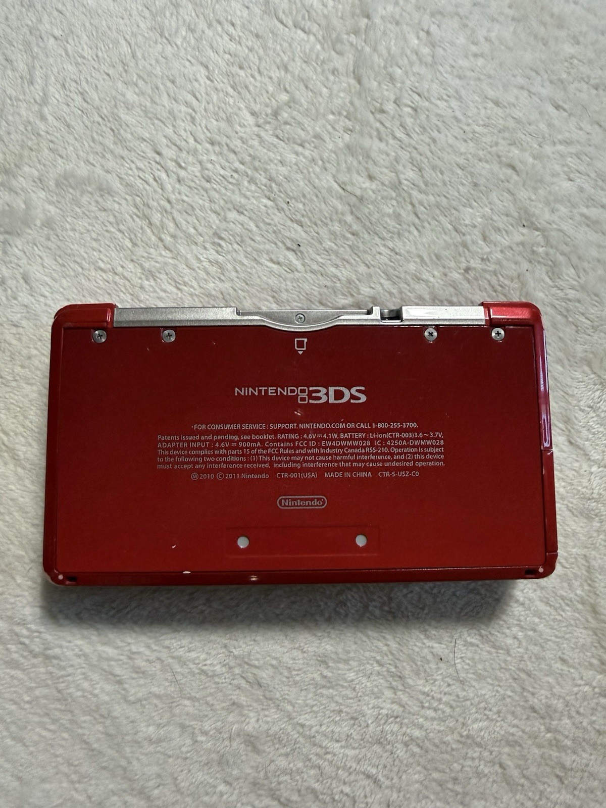 Nintendo 3DS Red Handheld Console System NOT WORKING PROPERLY(NO CHARGER)