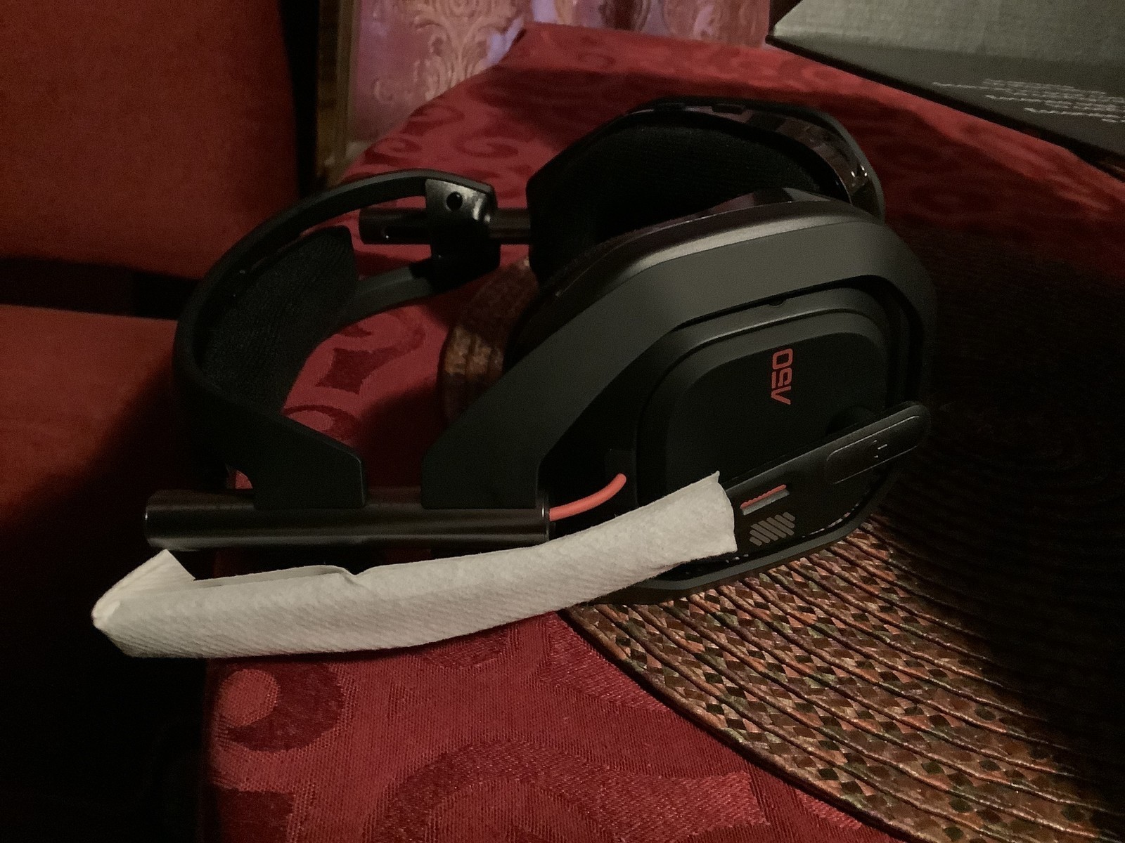 Brand New Logitech Astro A50 Gen 5 LIGHTSPEED Wireless Gaming Headset*opened box