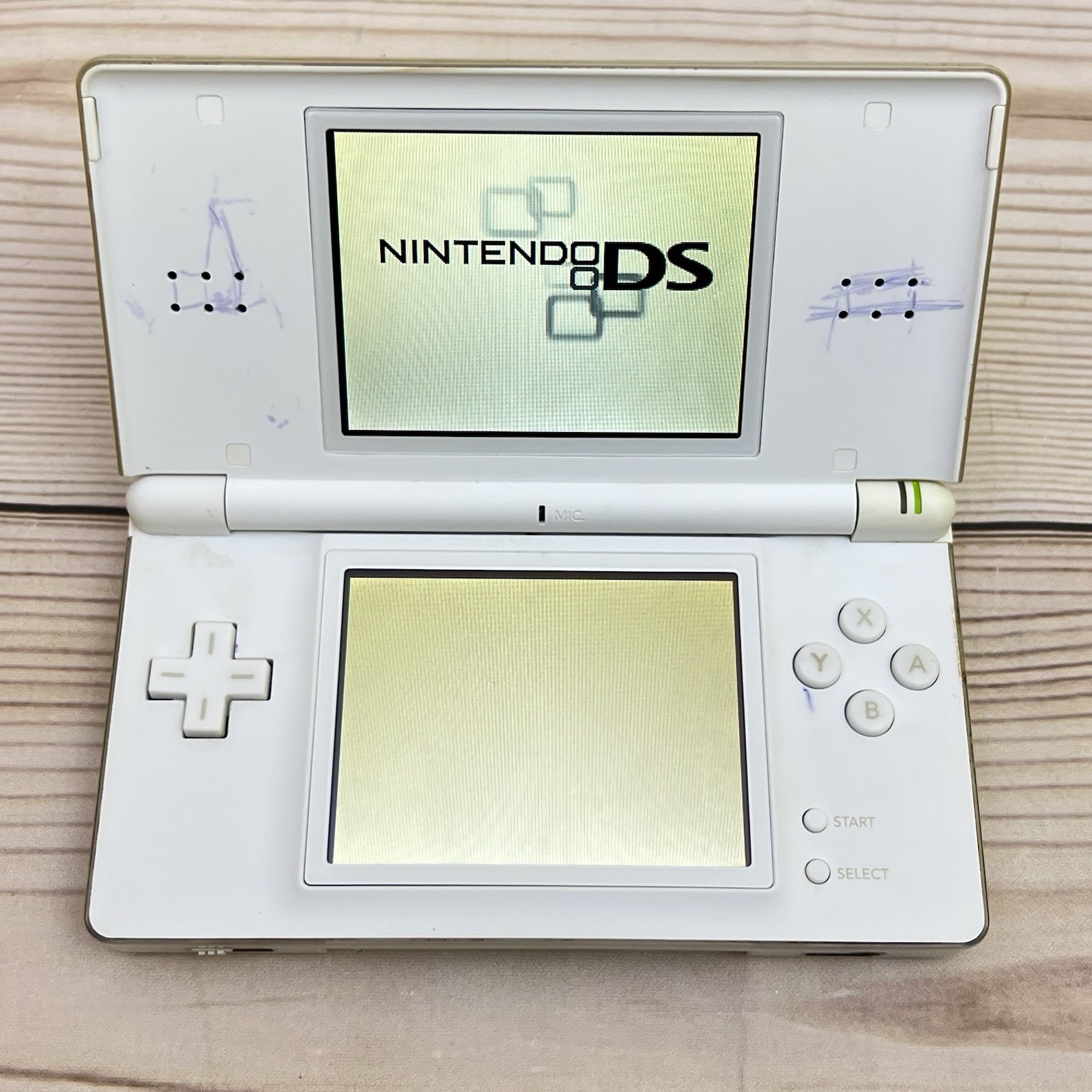 Nintendo DS Lite Handheld Game Console USG-001 Powers On for Parts Repair AS-IS