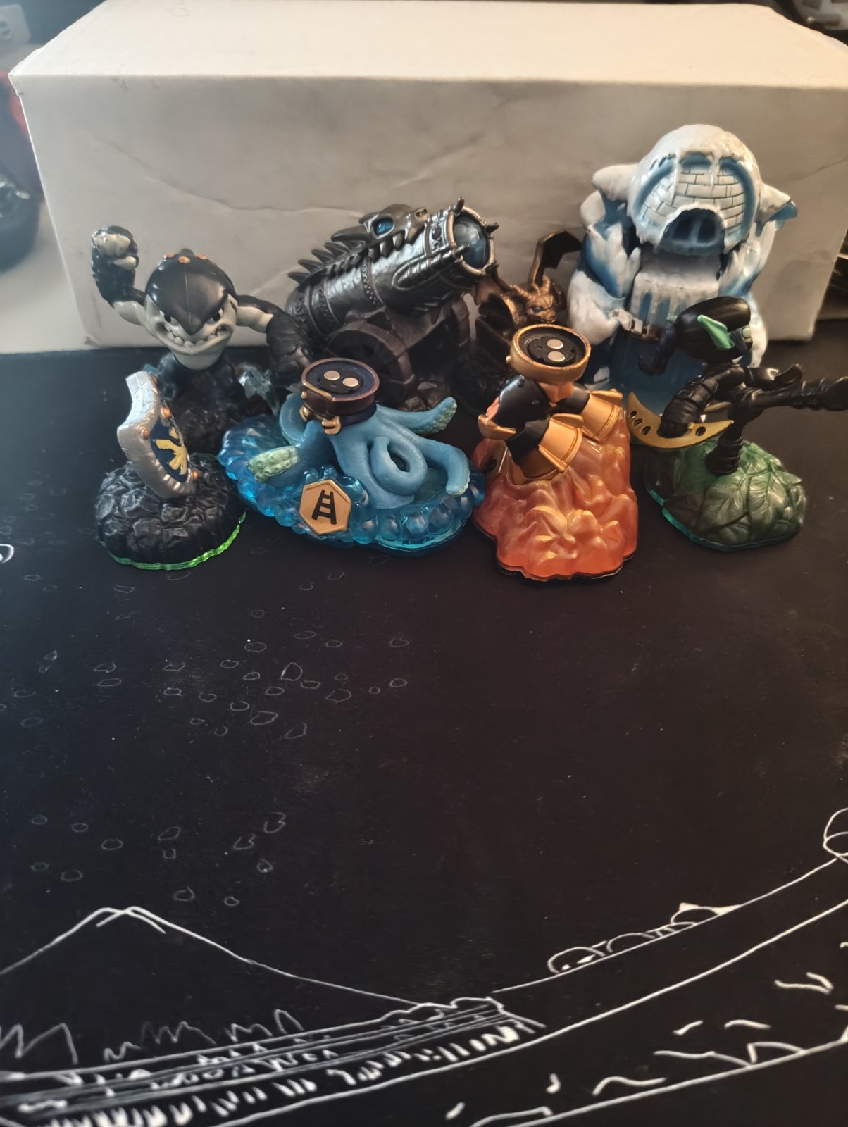 Skylanders Lot of 8 Figures