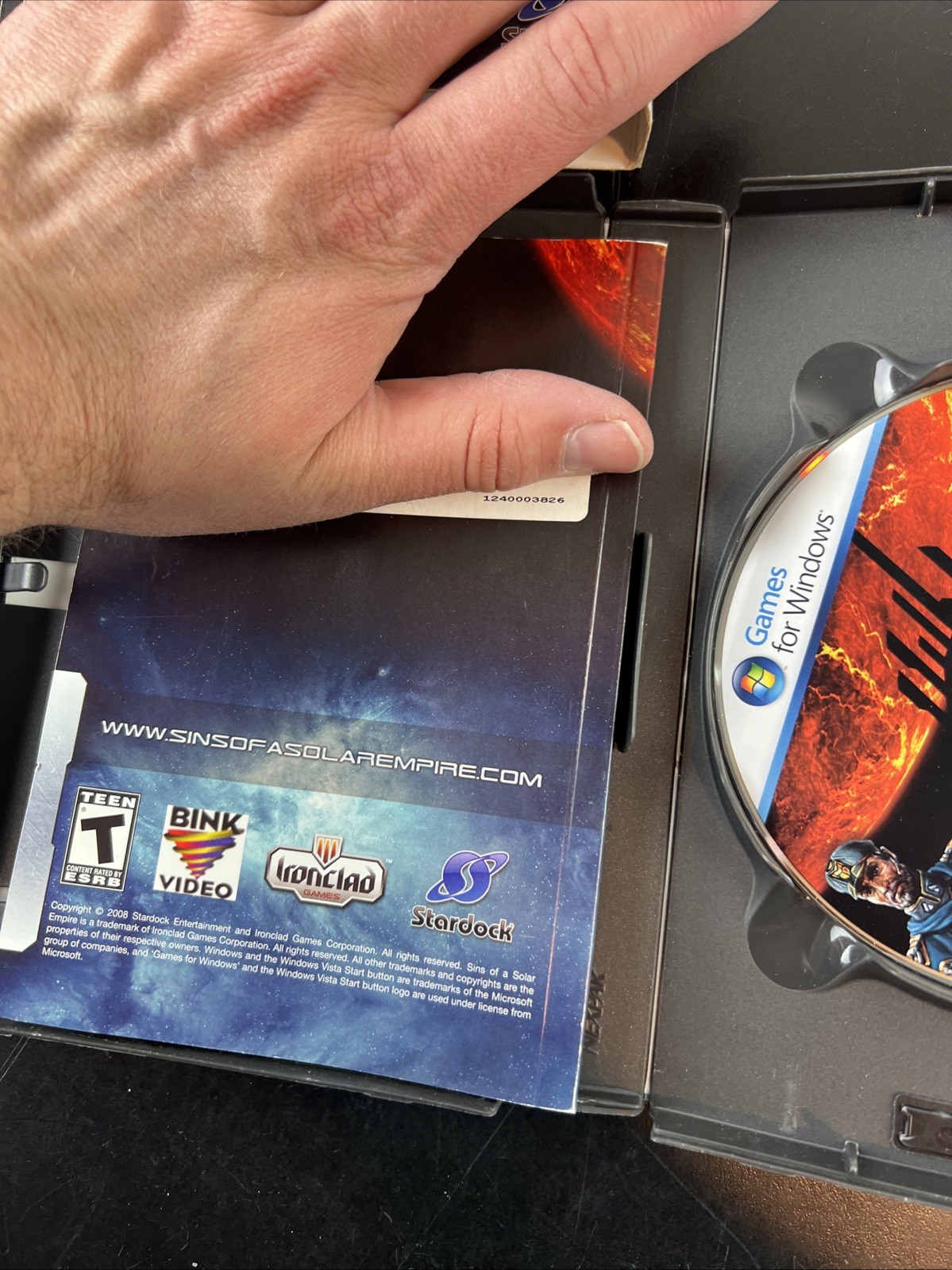 Sins Of A Solar Empire (PC Game 2008) Complete with manual and slipcover.