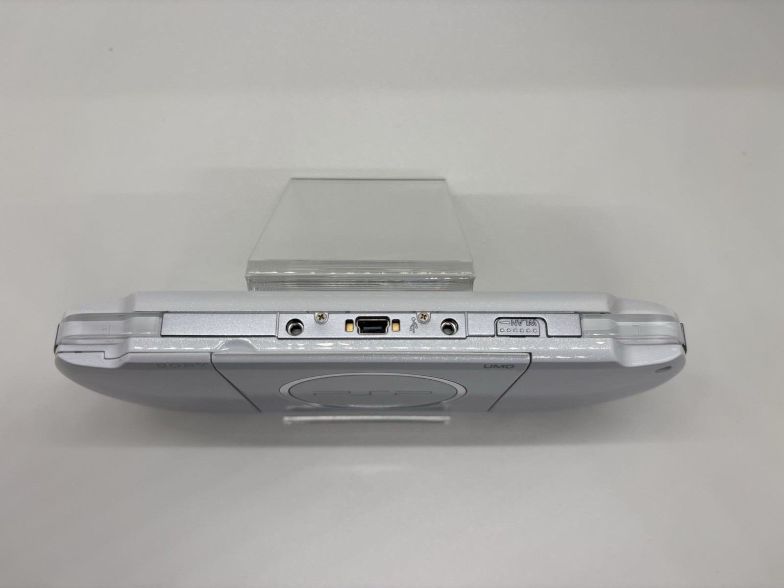 [Excellent++] Sony PSP 3000 Pearl White Tested – Console only or Ready to Play