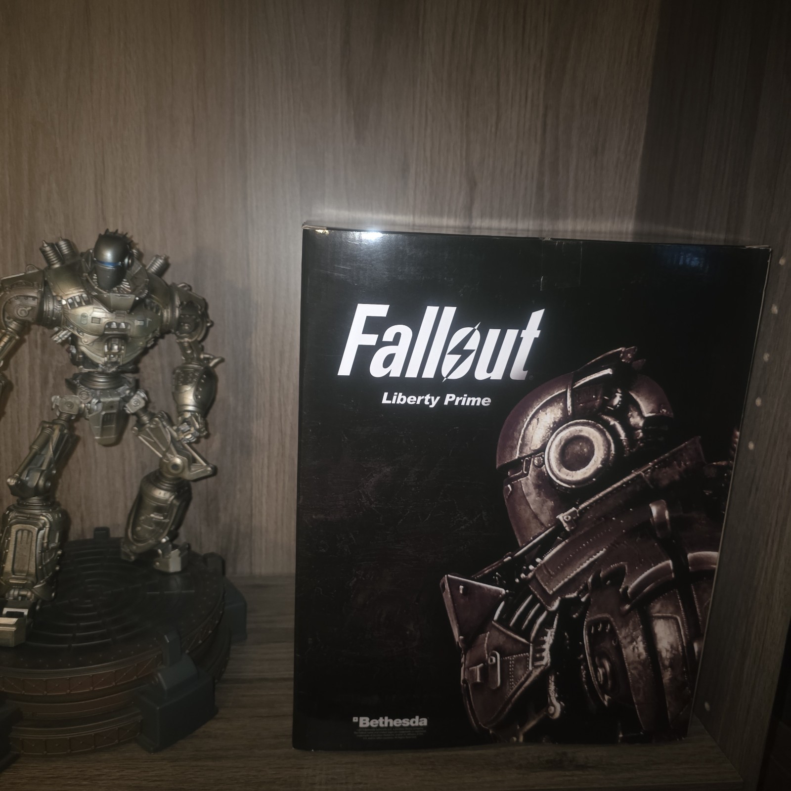 Fallout 4 Liberty Prime Figure from Chronicle Collectibles CIB w Box & Styrofoam