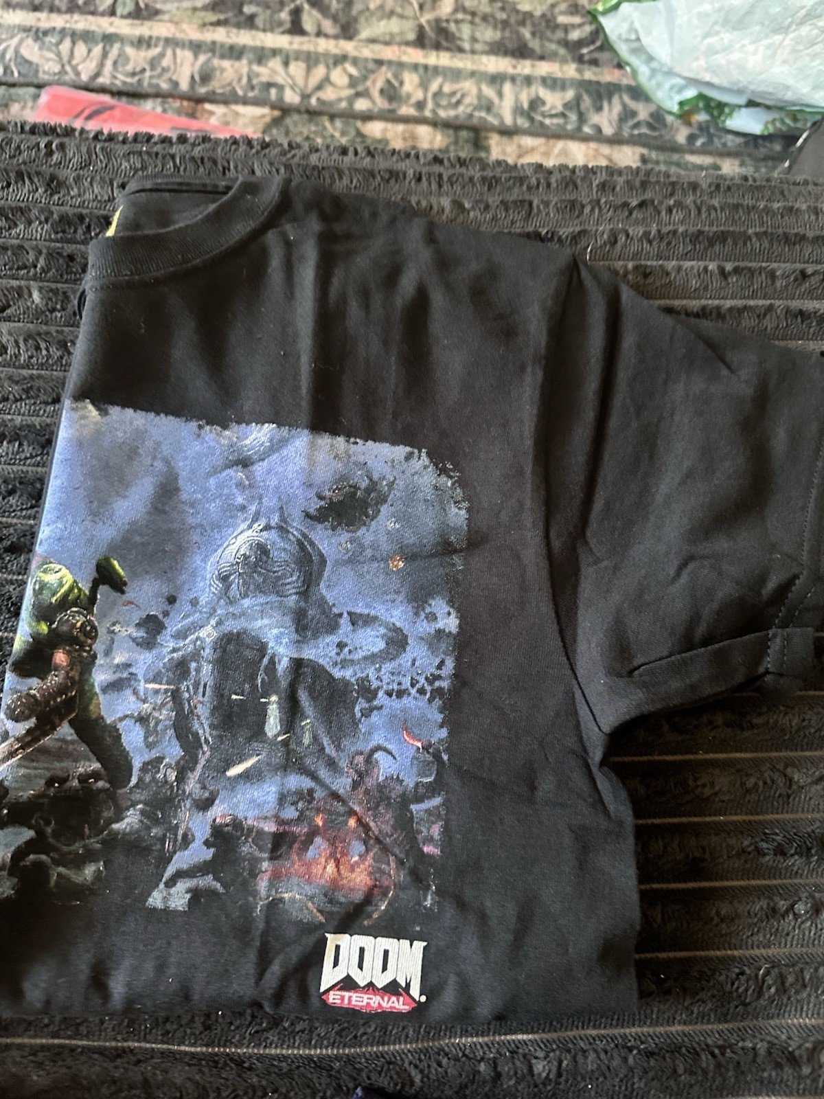 Loot Wear Exclusive DOOM Eternal Doom Slayer Graphic Print T-Shirt M 2021