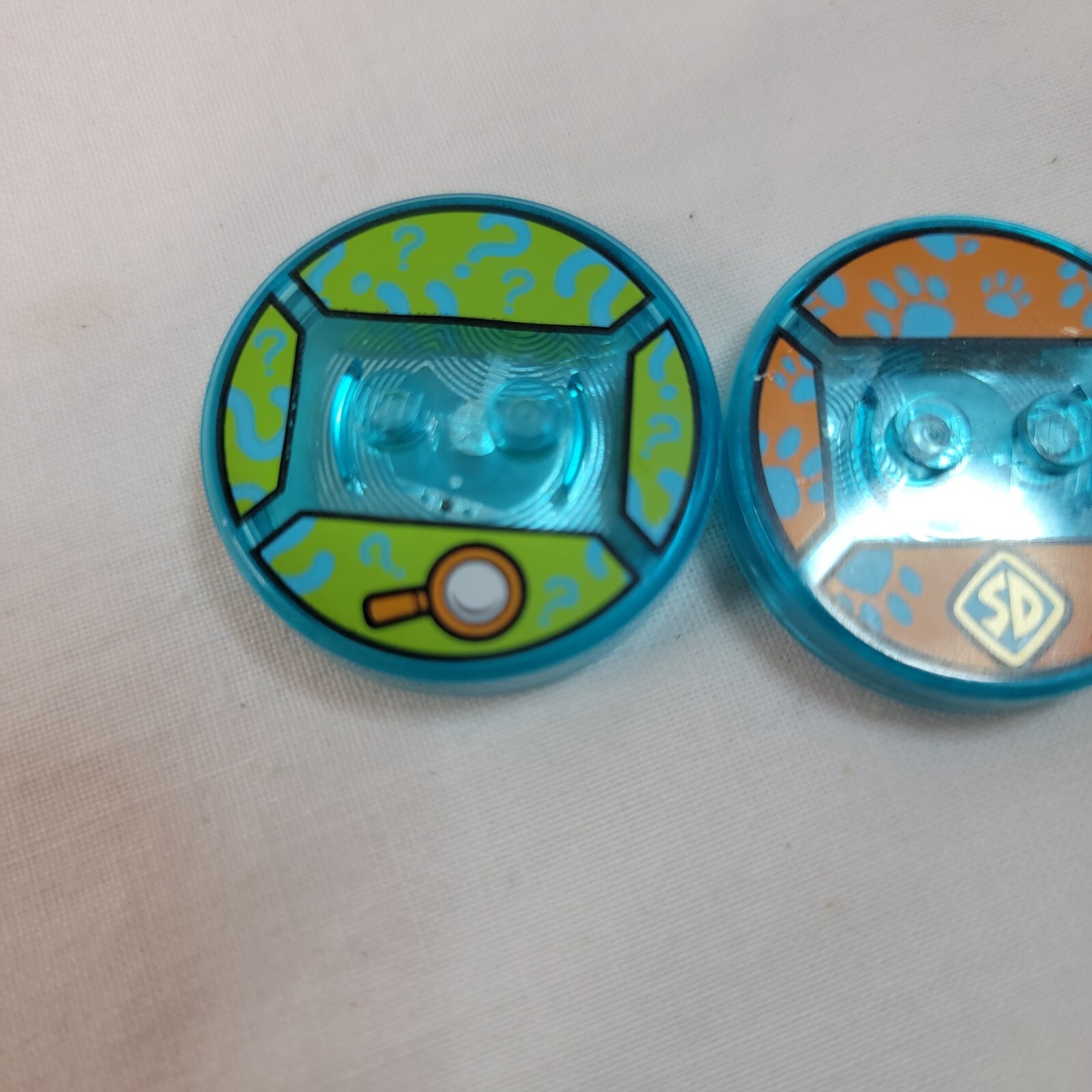 Lot 2 LEGO Dimensions Scooby-Doo Shaggy Character Toy Tag Base Discs Only