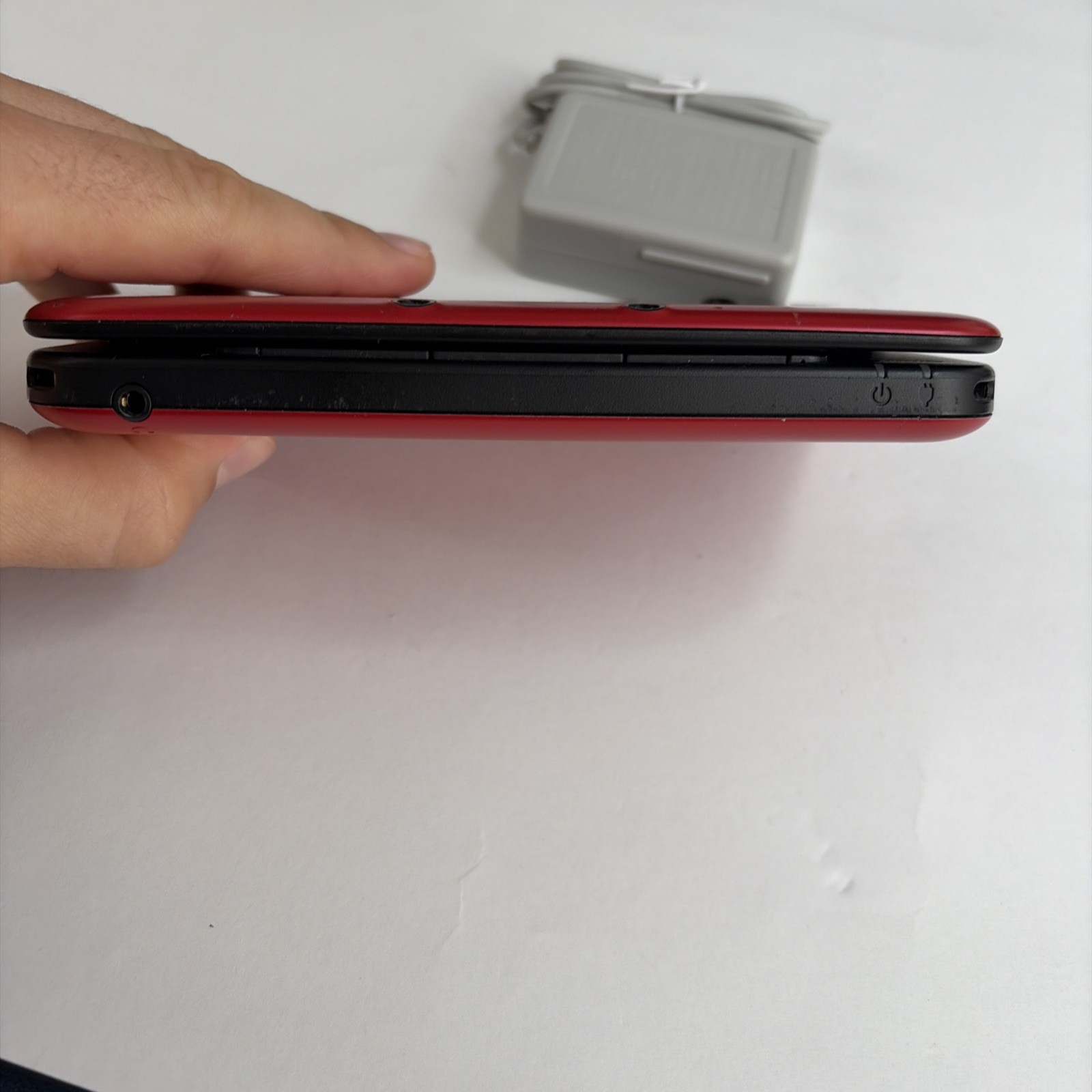 Nintendo 3DS XL LL SPR-001 JPN Red/Black Console With Charging Cable