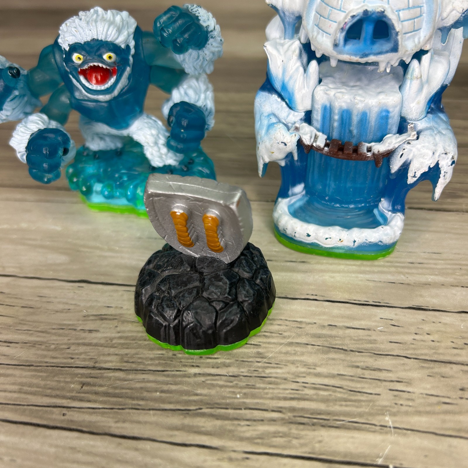 Skylanders Spyros Adventure Pack Empire Of Ice Shield Slam Bam NO Anvil