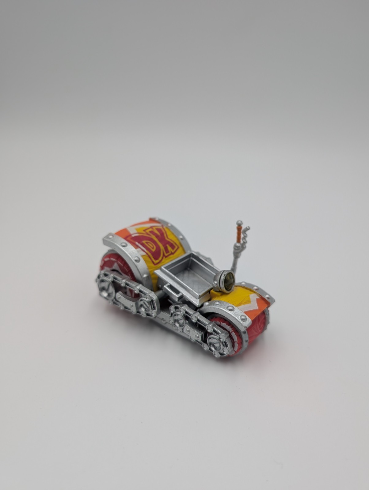Skylanders Superchargers Turbo Charge Donkey Kong Amiibo And Barrel Blaster