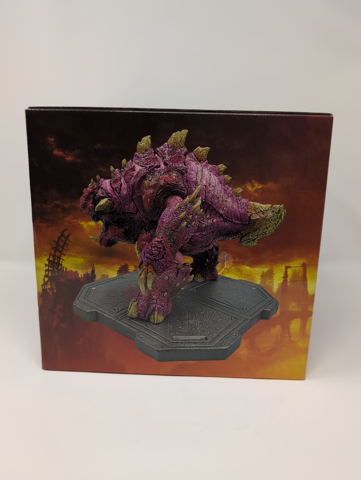 Bethesda DOOM Eternal Pinky Demon Statue Collectible BTH40244