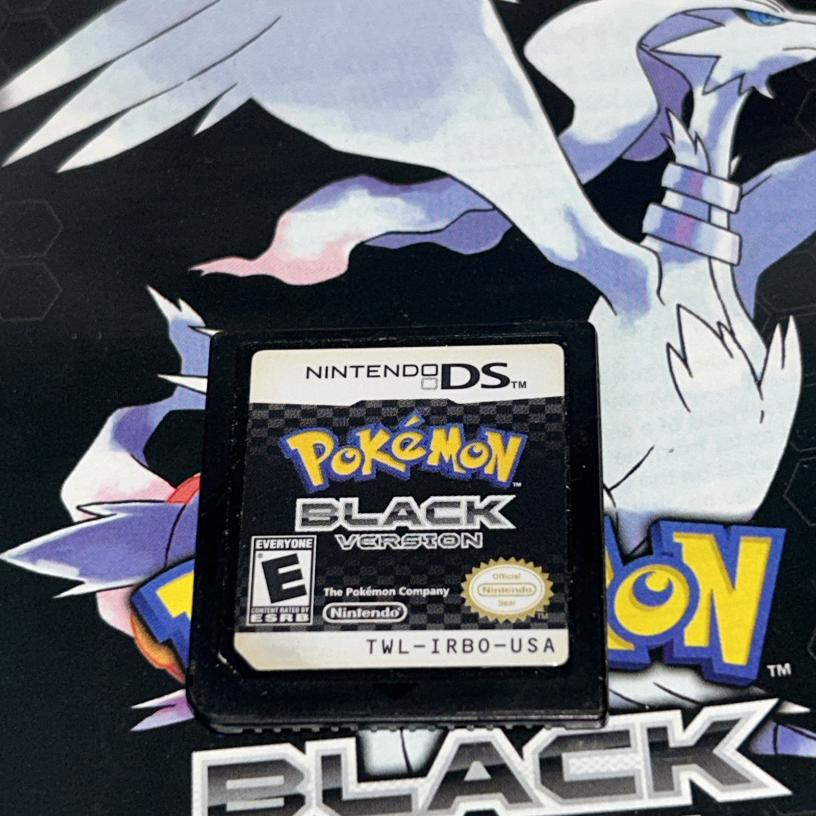 Pokemon Black and White Version Bundle Lot Nintendo DS Complete CIB Authentic