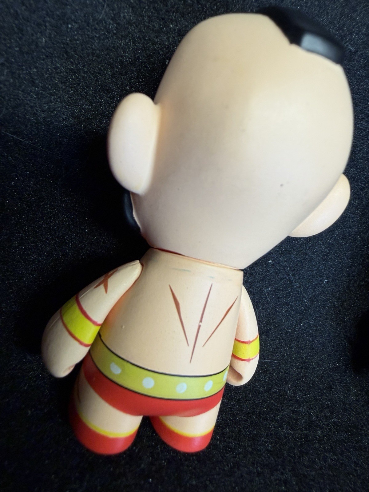 Lot of 2 Kidrobot Street Fighter V Capcom vinyl mini figures Necalli & Zangief