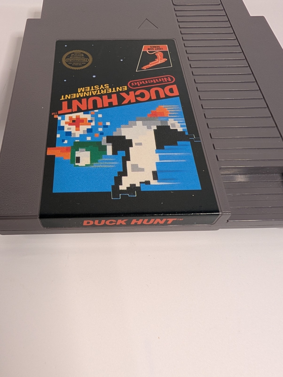 Duck Hunt – Nintendo NES, Complete In Box, 5 Screw, Hang Tab, OEM Mint Cartridge