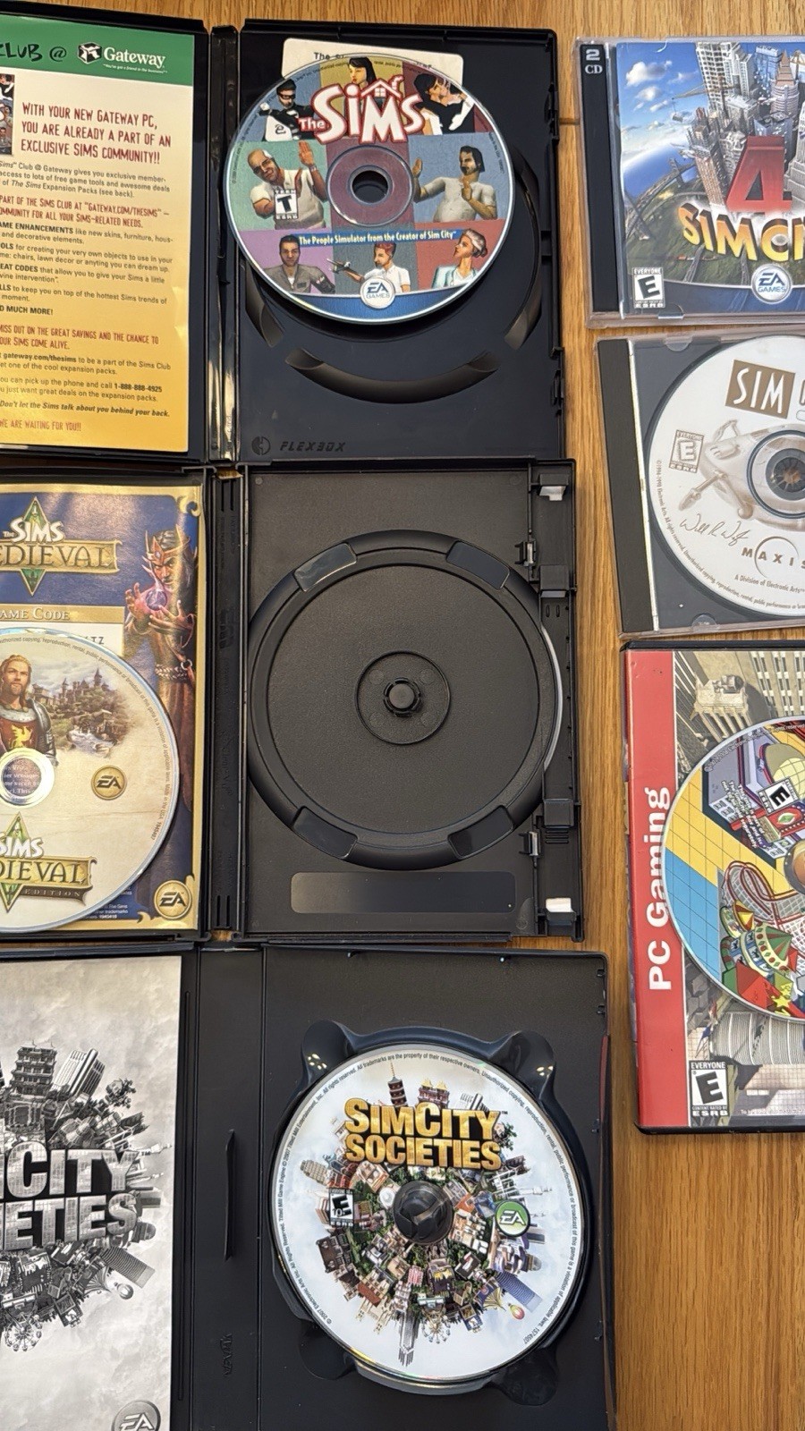 Lot 7 Games SimCity 2000 3000 The Sims Medieval Sim City 4 Societies PC