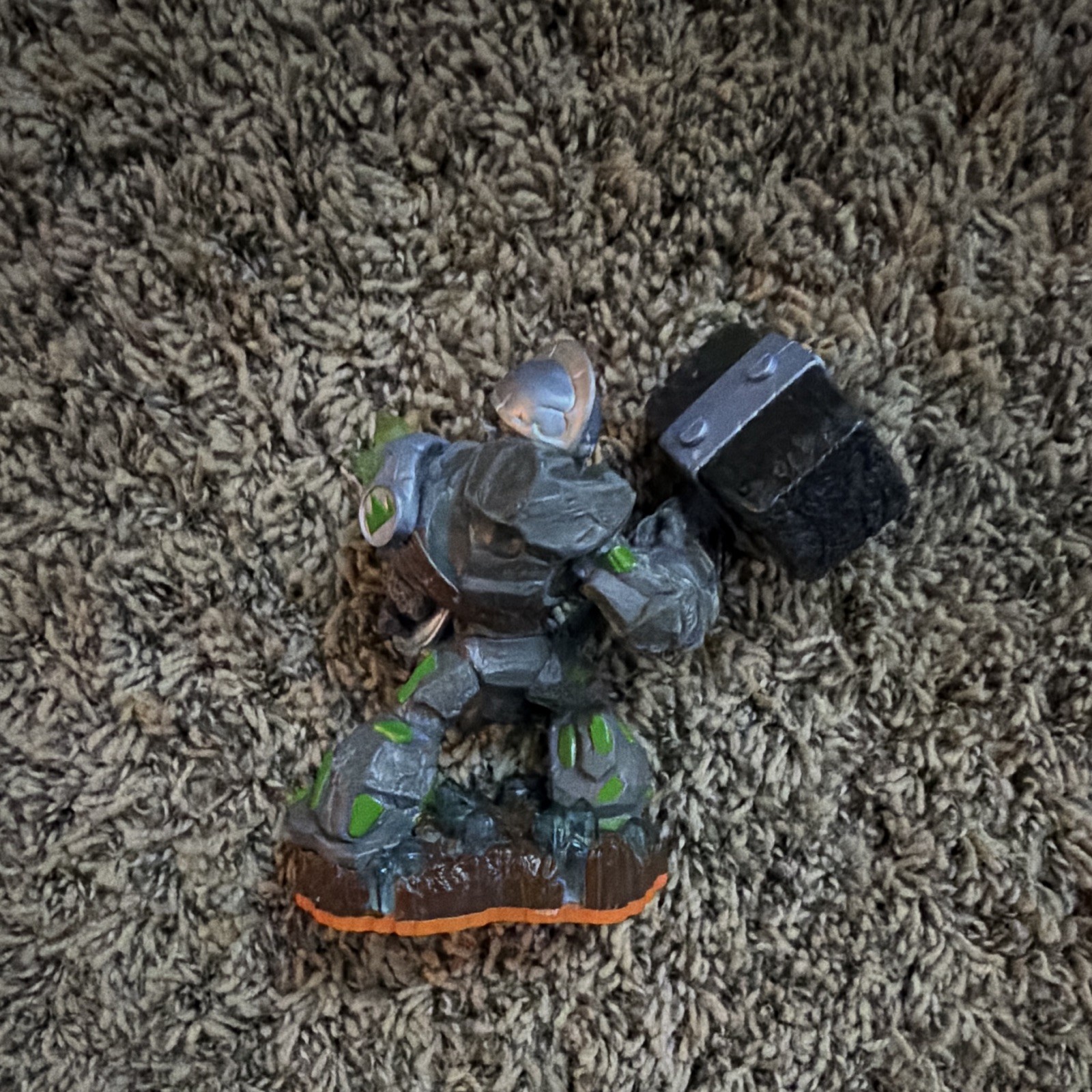 Skylanders Giants Crusher Character Figure Spyro Toys to Life Gray Green Hammer