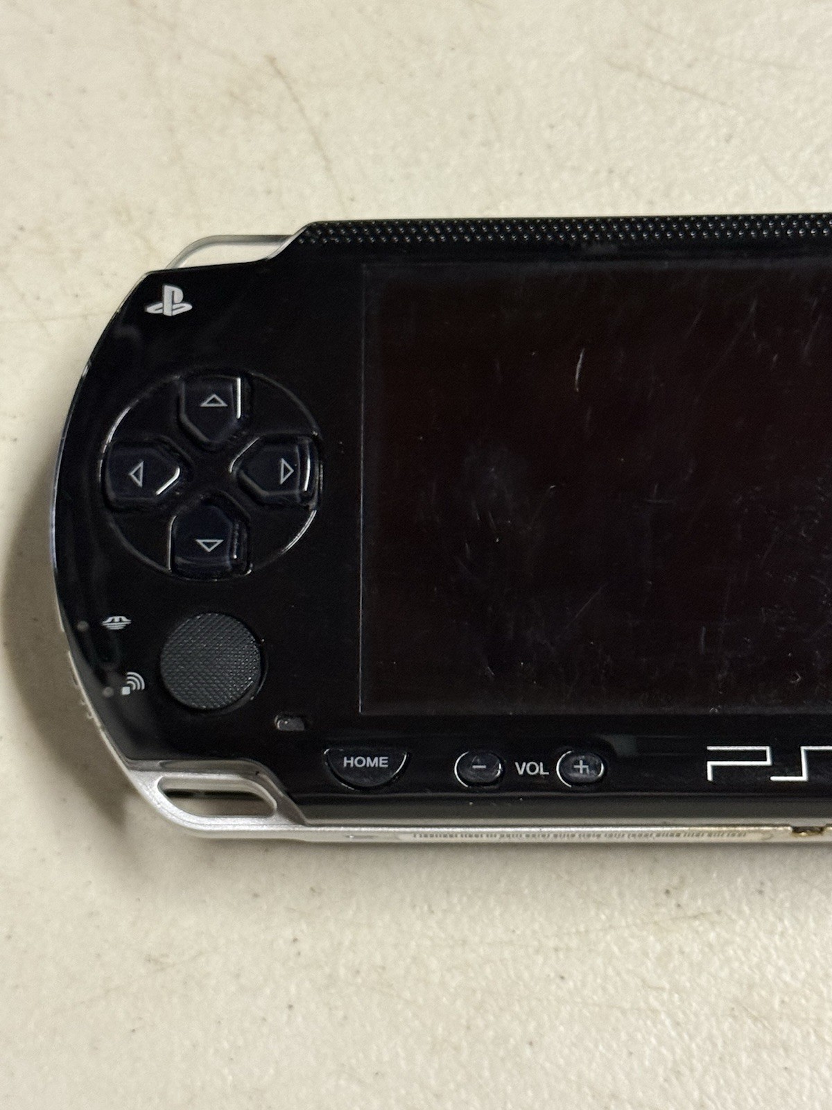 Sony PlayStation Portable PSP 1001 Handheld Console w/ Charger & Memory Stick