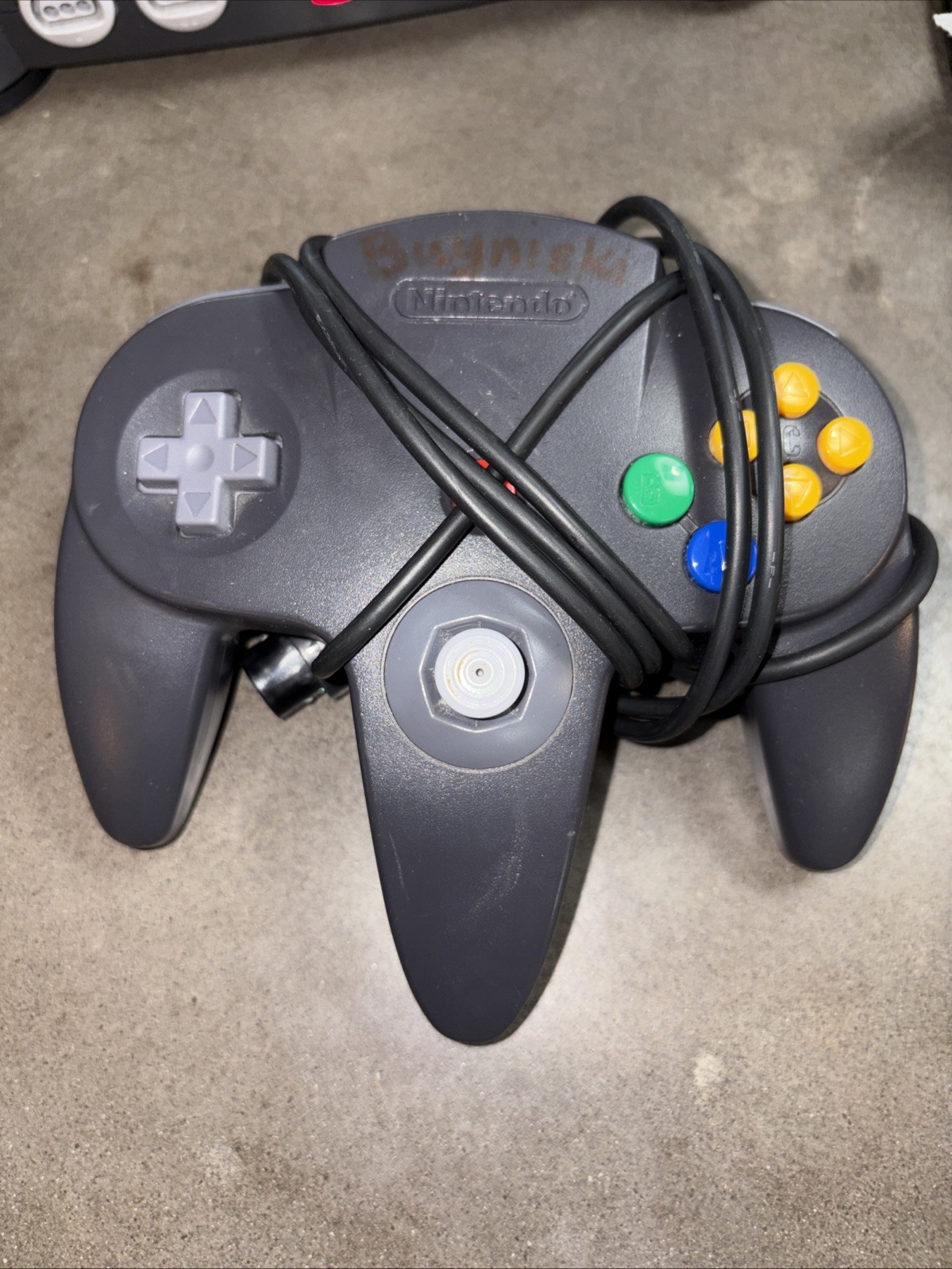 Nintendo 64 N64 With Four Controllers And Cords