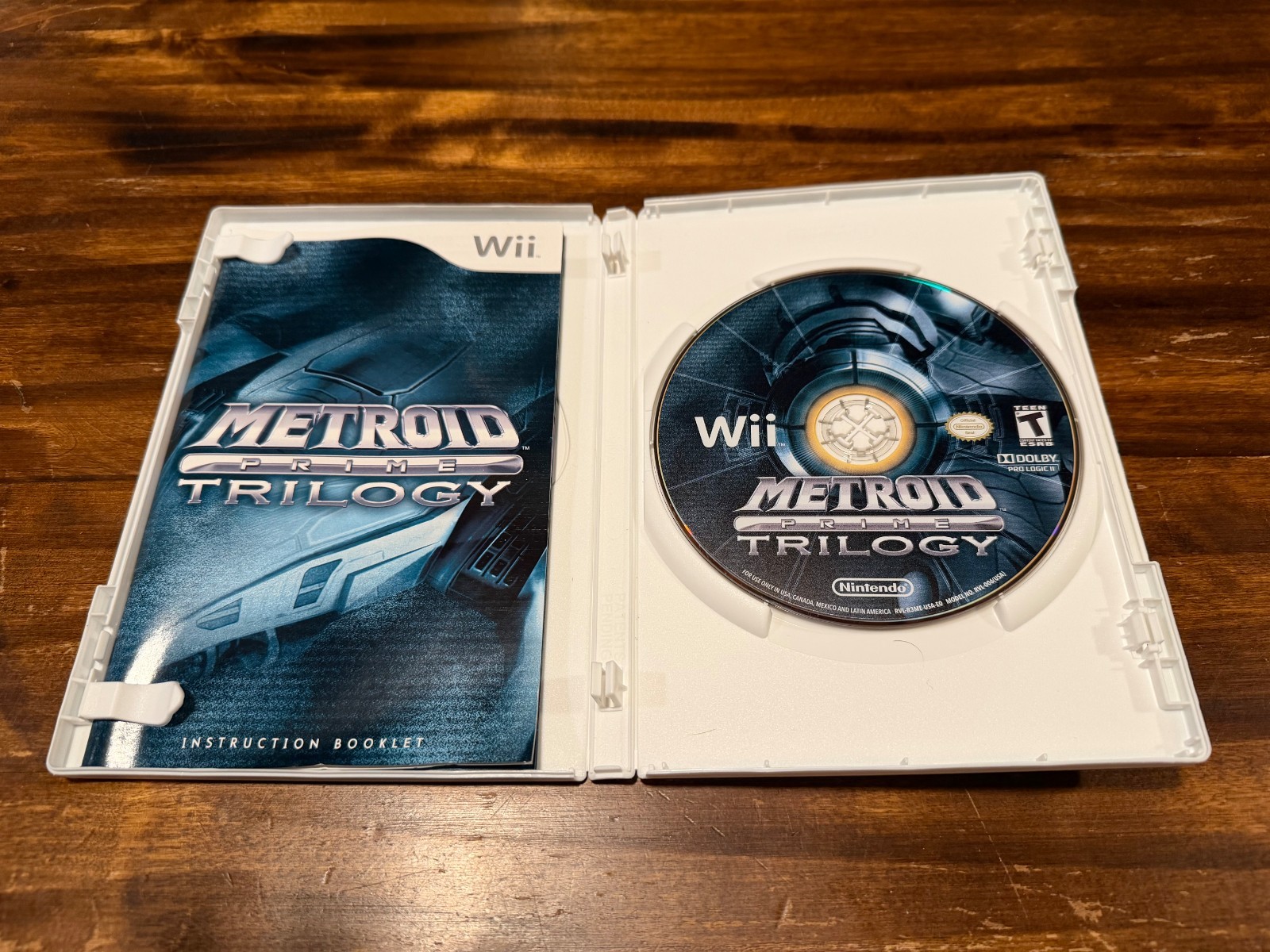 Nintendo Metroid Prime Trilogy for Wii CIB w/ manual. Great condition!