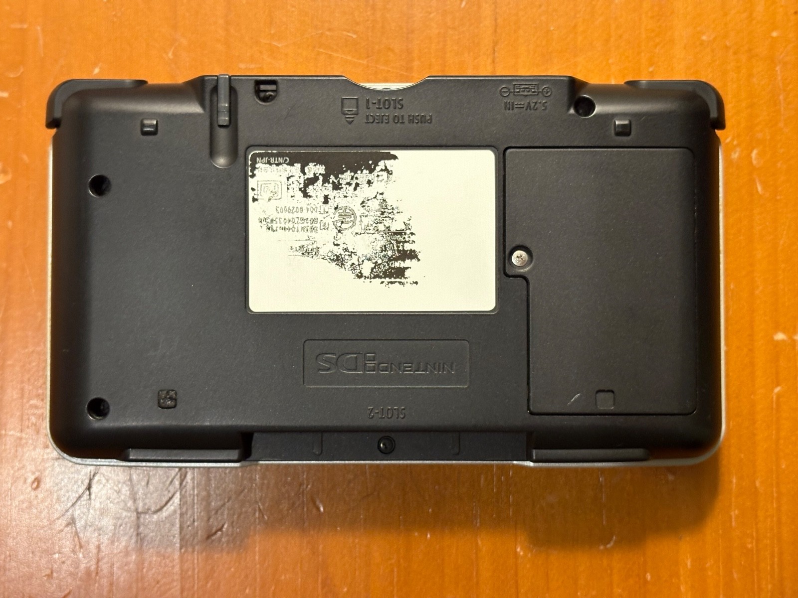 Nintendo DS Silver Handheld System – Great Condition! – TESTED AND WORKING (12D)