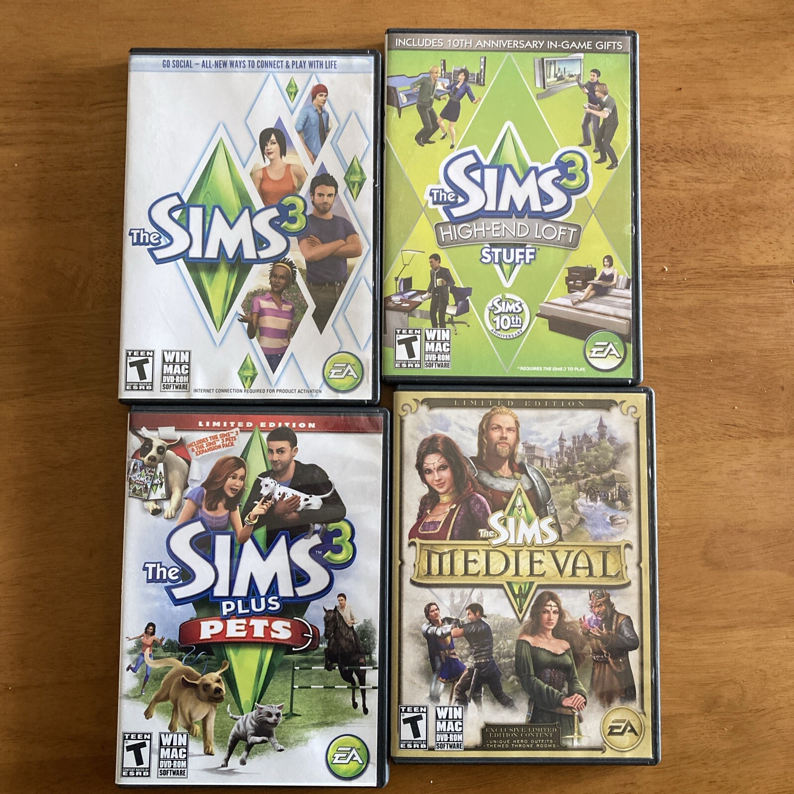The Sims 3 plus Expansion Pack Lot Medieval High-End Loft Pets