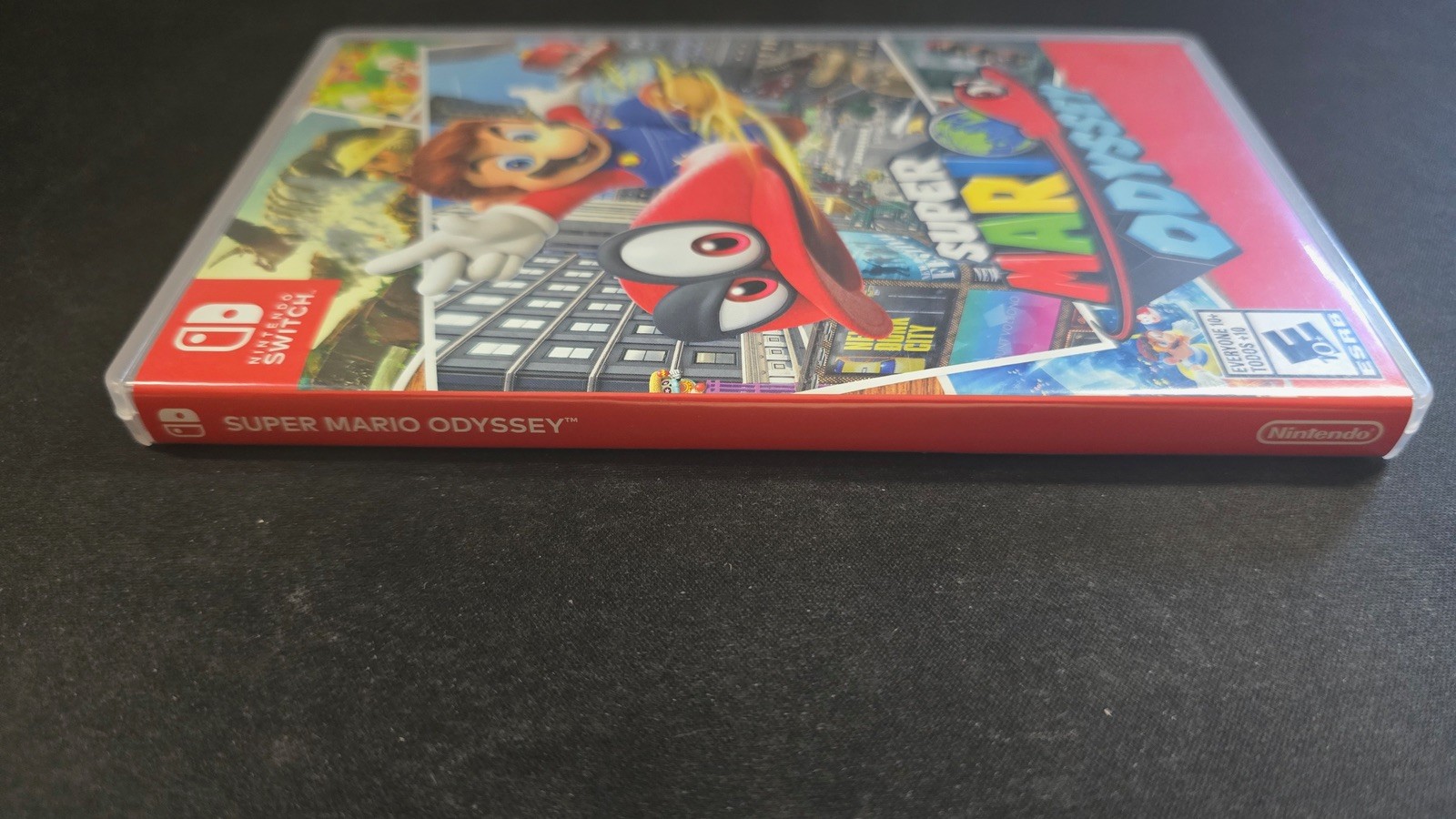 Super Mario Odyssey Nintendo Switch game NRMT condition COMPLETE n box!