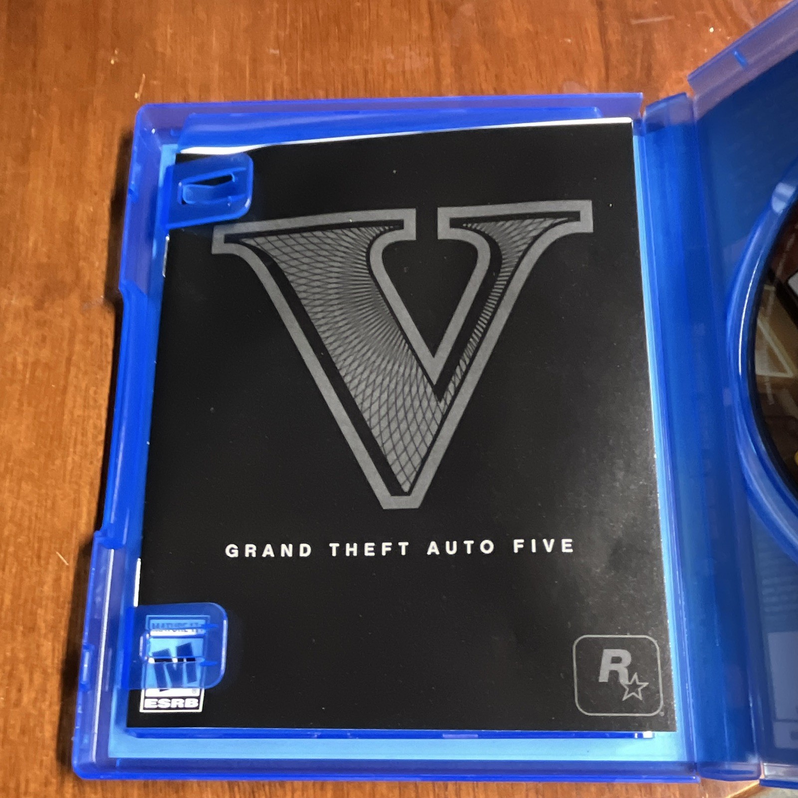 Grand Theft Auto V PS4 CIB including map *Testing pending*