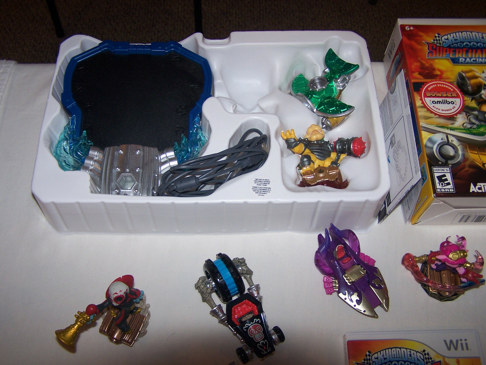 Skylanders Superchargers Racing Wii Lot Set 20 Poster Cards Stickers Exclusives