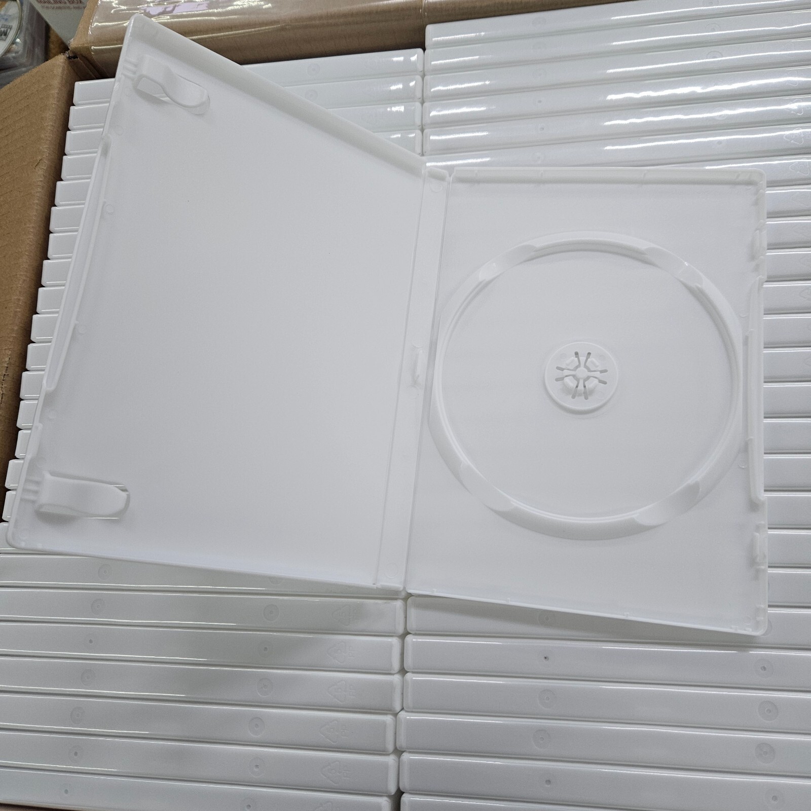 Lot Of 100 New Nintendo Wii DVD White Replacement Cases US Stock Ships Fast