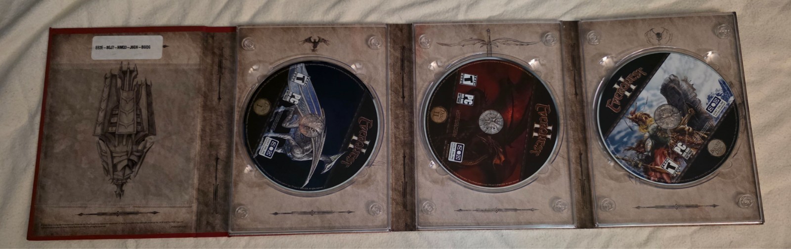 EverQuest II 2 Collectors Edition PC Game Complete Tin w Cloth Map Books READ!