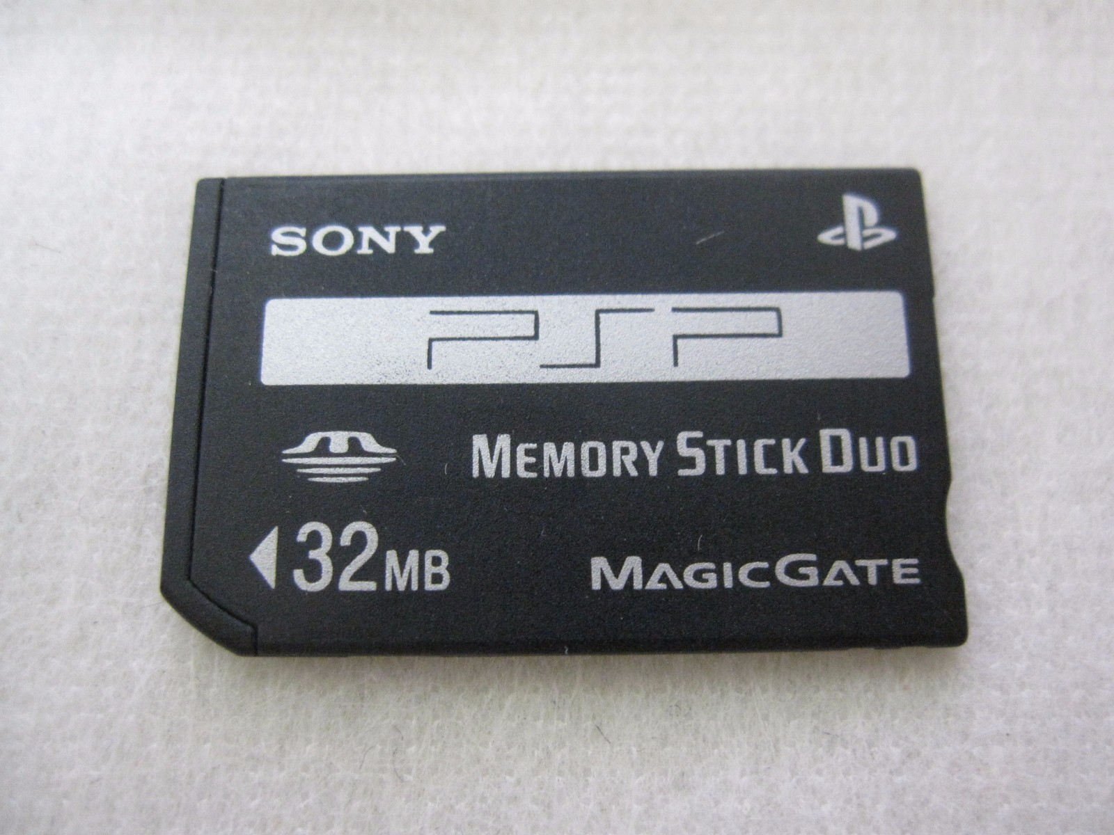 7-14 Days to USA. W/Memory Card USED PSP Queen’s Blade Spiral Chaos Japanese Ver