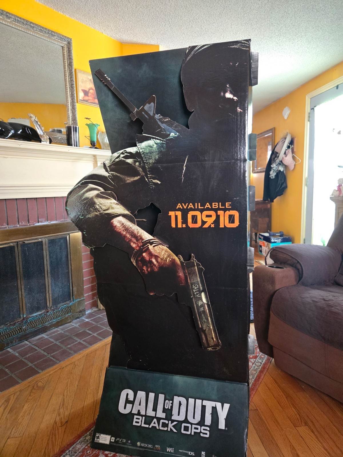 RARE 2010 Call of Duty Black Ops Store Display Standee
