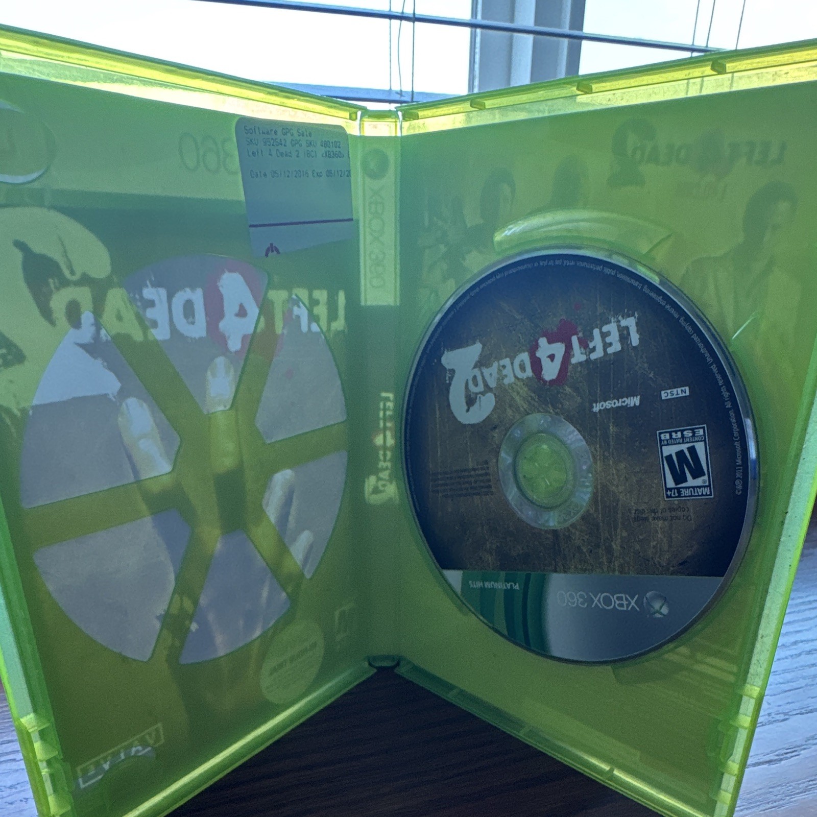 Valve Left 4 Dead 2 (Microsoft Xbox 360) Game Disc w/ Case, M