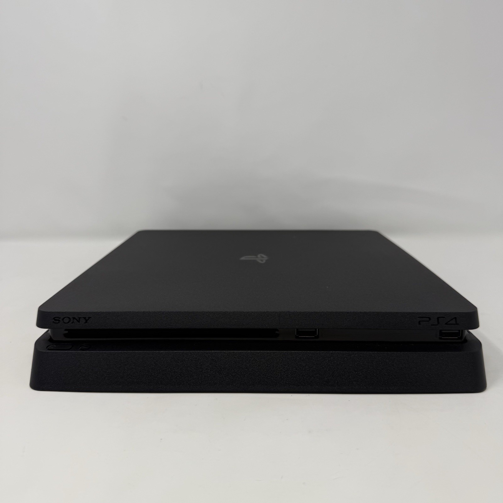 Sony PlayStation 4 Slim 1TB Console CUH-2215B Power Cord HDMI Skyrim Game Tested