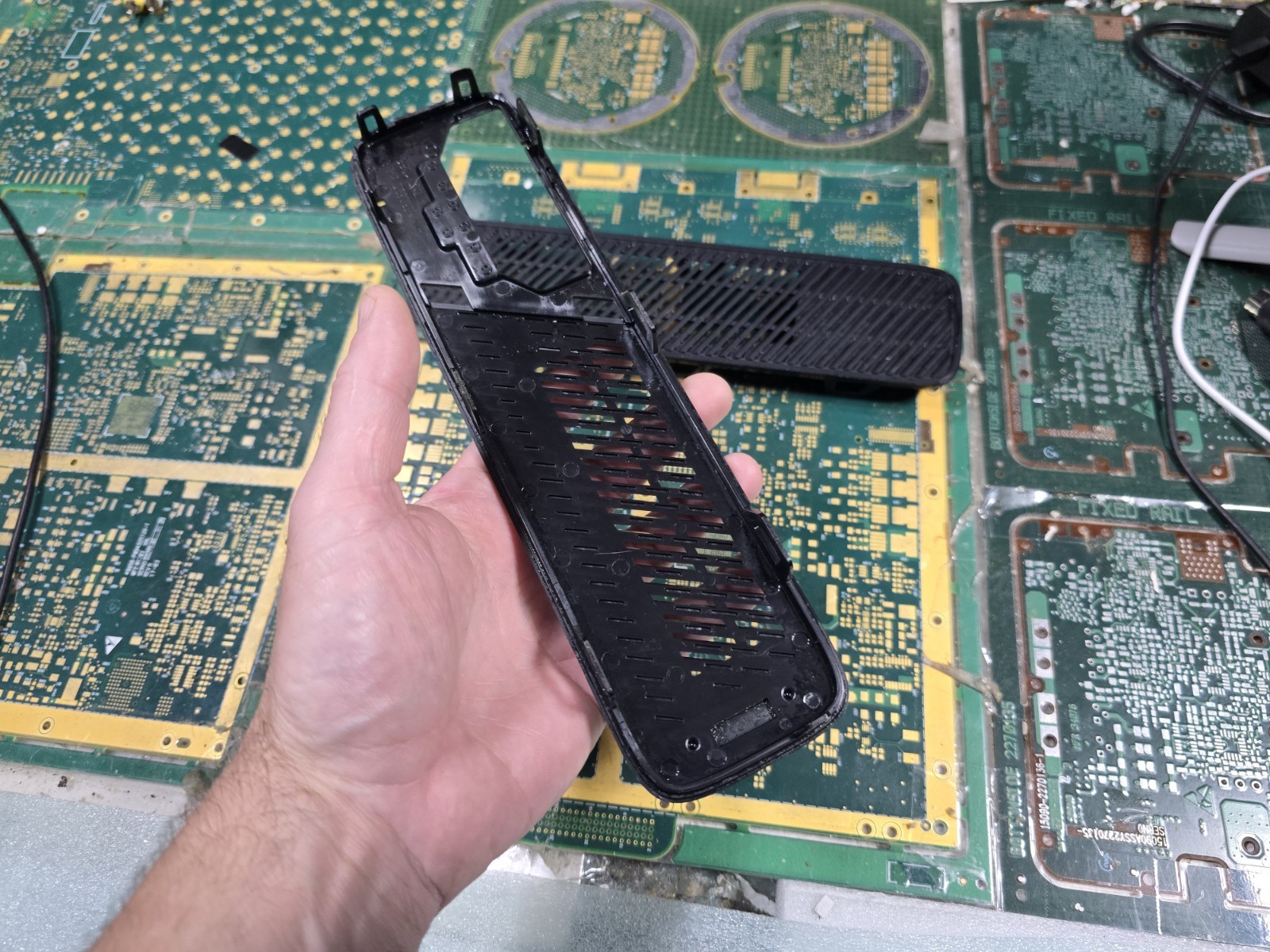 Microsoft Xbox 360 E 1538 Top/Bottom Grill & Trim Set ONLY-Intact-Good-Clean