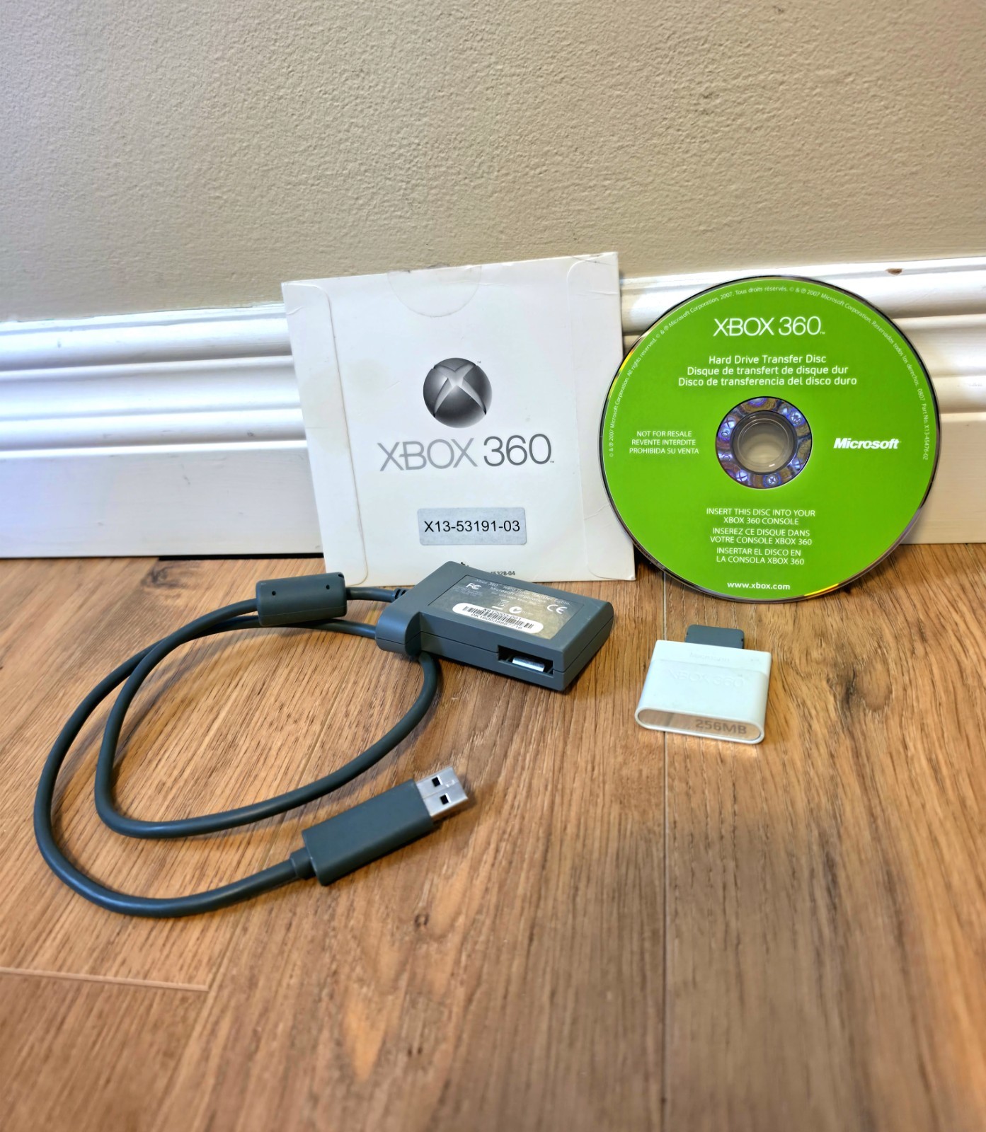 Microsoft OEM Xbox 360 Hard Drive Transfer Cable & Disc 256MB Memory Card Works
