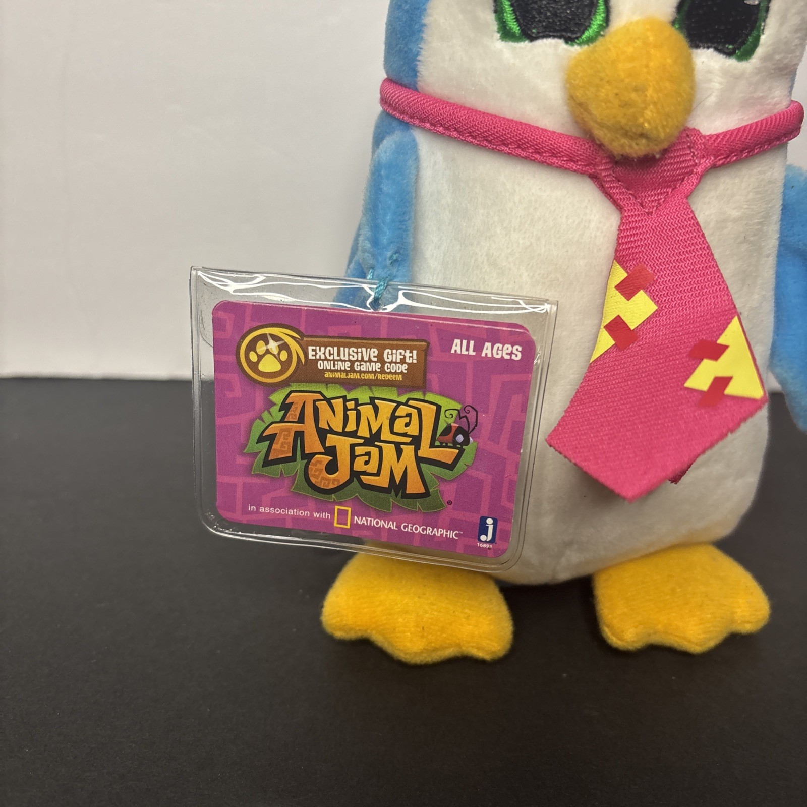 Jazwares Animal Jam Penguin Plush Exclusive Gift Online Game Code 2016