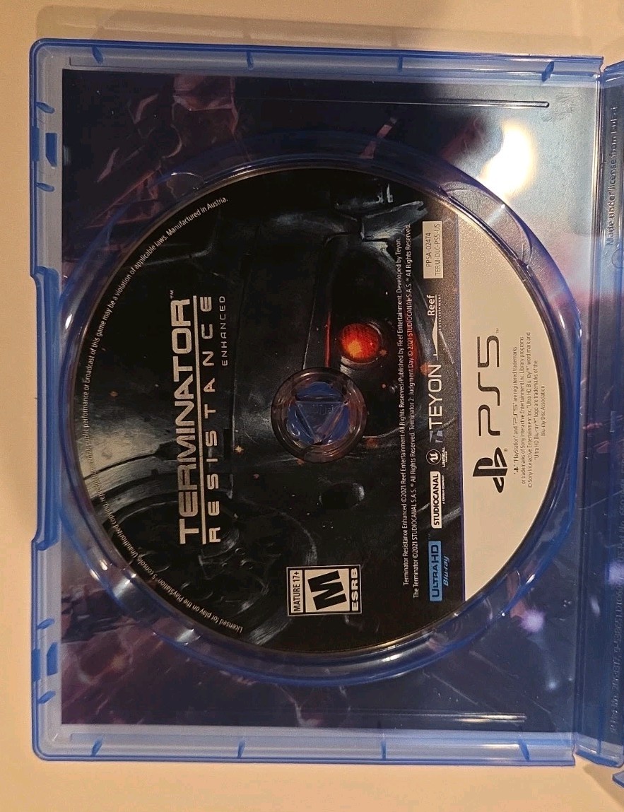 Terminator Resistance PS5 Arnold Schwarzenegger Futuristic Survival Horror
