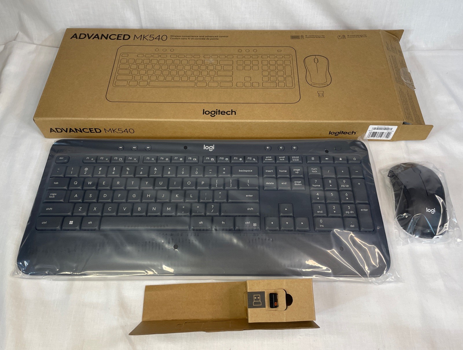 Logitech MK540 Advanced Wireless Keyboard and Mouse Combo for Windows, Black