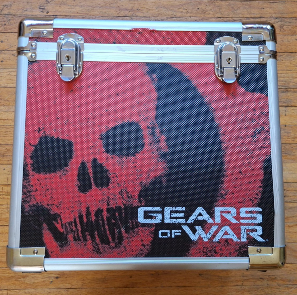 Mad Catz for The Gears of War Xbox 360 Hard Console Crate 2006 Collectors Item
