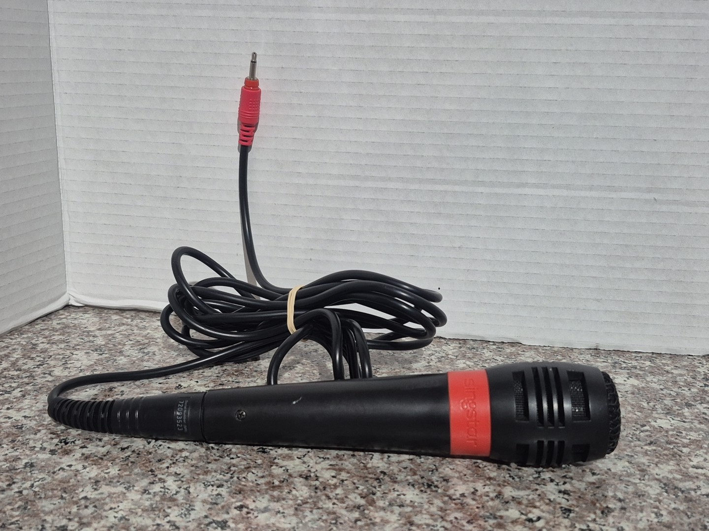 Genuine Singstar Wired 3.5mm Jack Black / Red Microphone for PS2 Game
