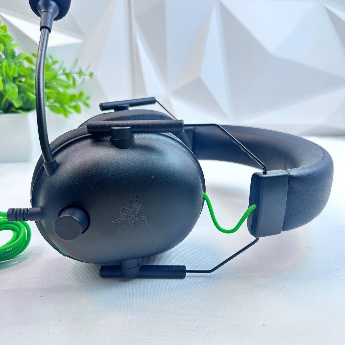 Razer BlackShark V2 X Wired Esports Gaming Headset, 3.5mm, Multi-Platform