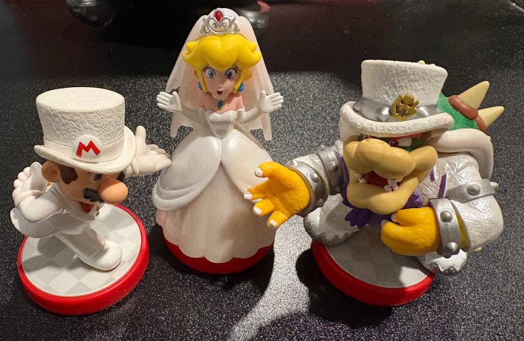 Super Mario Odyssey 3 Pack, Mario Peach And Bowser. Open Box