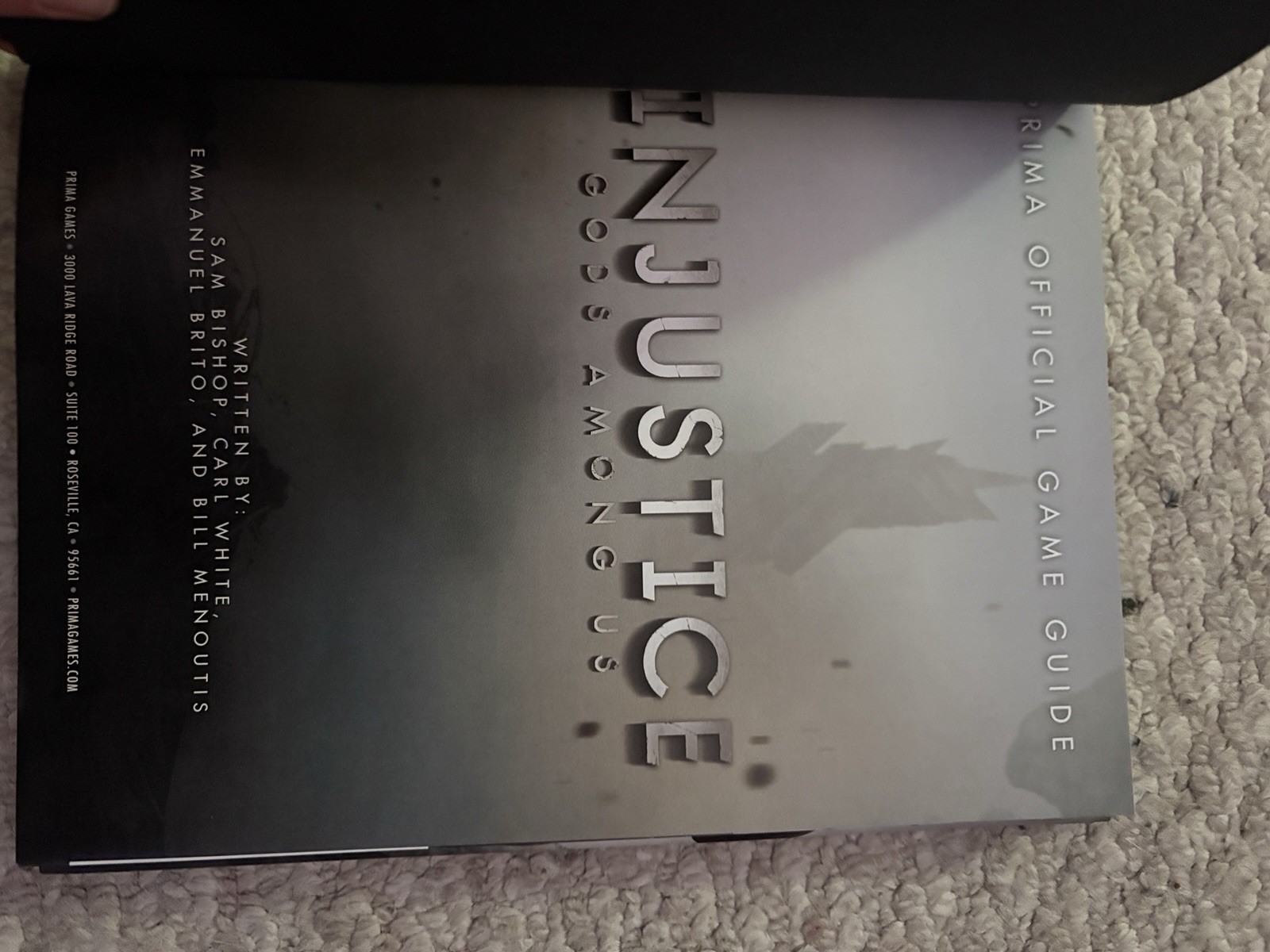 Prima Games Injustice: Gods Among Us Strategy Guide Superman Batman Wonder Woman