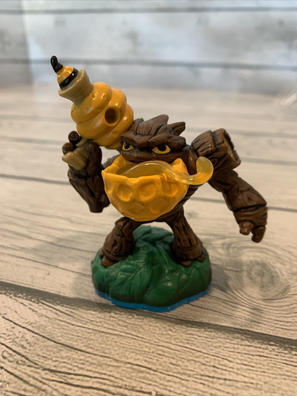 Bumble Blast Figure Activision Skylanders Swap Force #84786888 Blue Base Loose